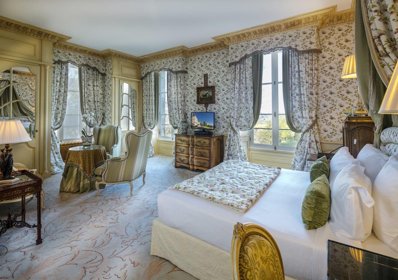Chateau De Mirambeau - Relais & Chateaux Exterior foto